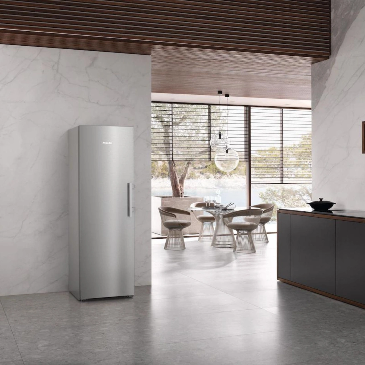 Miele Fristående frysskåp FNS 4782 DN Rostfritt