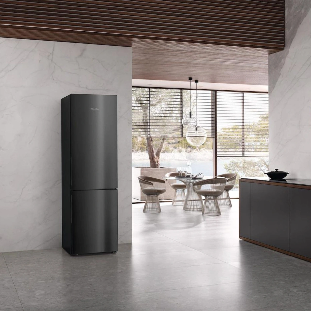 Miele Fristående kyl/frys KFN 4898 AD Blacksteel