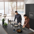 Miele Induktionshäll med fläkt KMDA 7272-1 FL