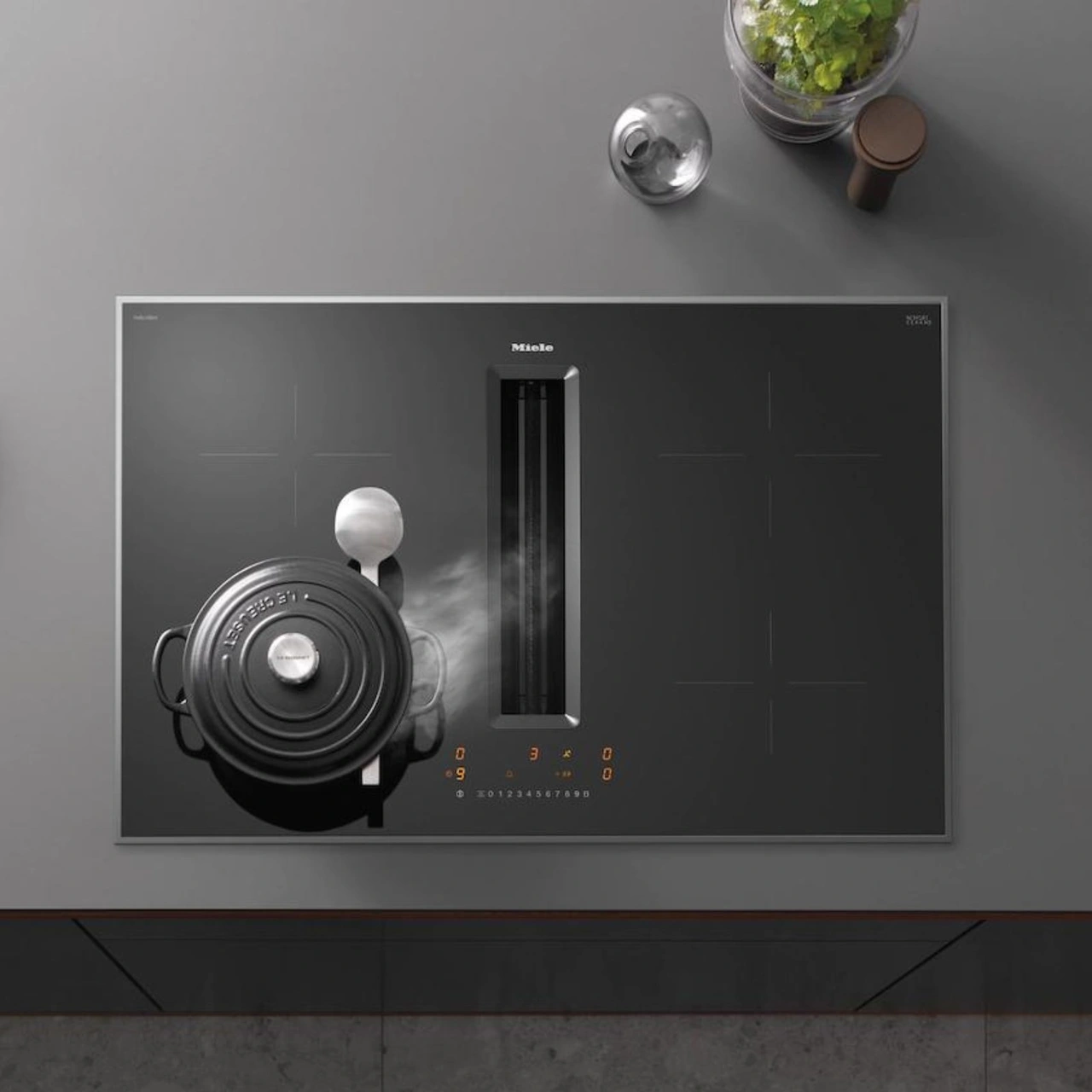 Miele Induktionshäll med fläkt KMDA 7272-1 FR