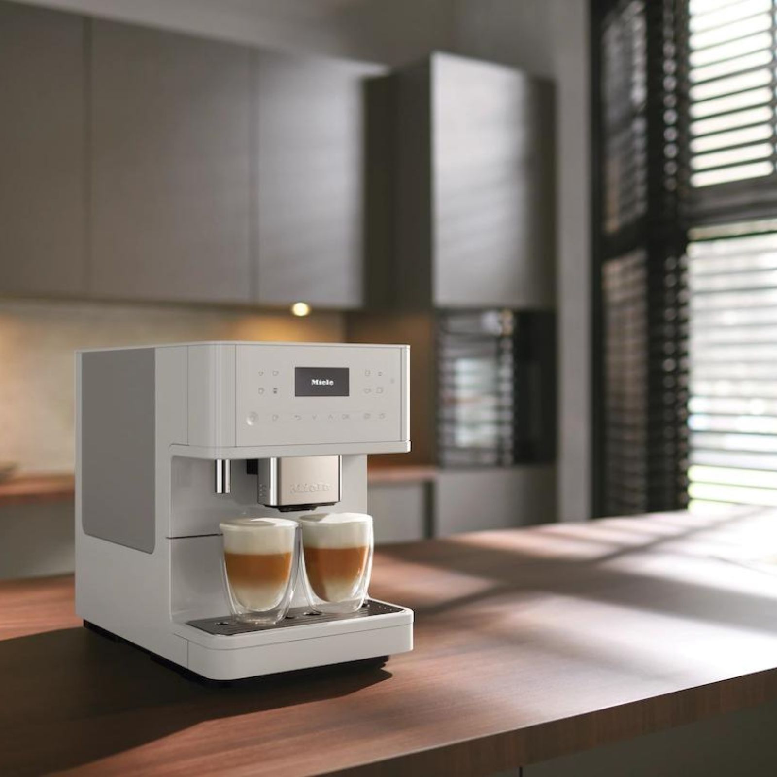 Kaffemaskin CM6160 Lotusvit
