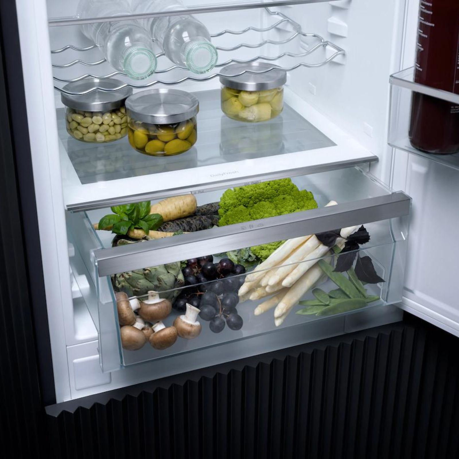 Miele Integrerat kyl/frysskåp KF 7731 D