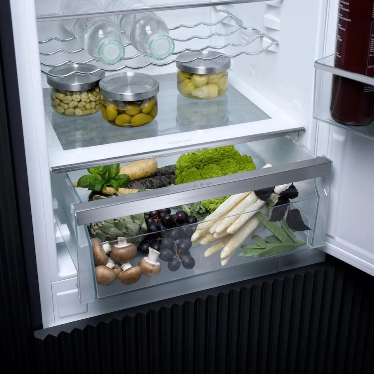 Miele Integrerat kyl/frysskåp KFN 7734 E