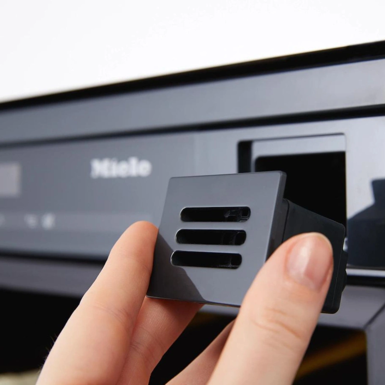 Inbyggd vinkyl KWT 6422 iG-1 Obsidiansvart