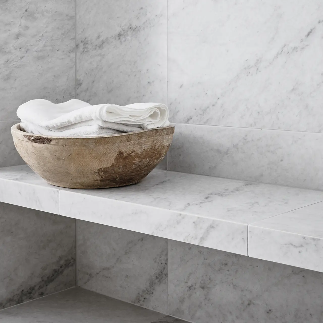 M GLANSHAMMAR WHITE HONED RT 595x595