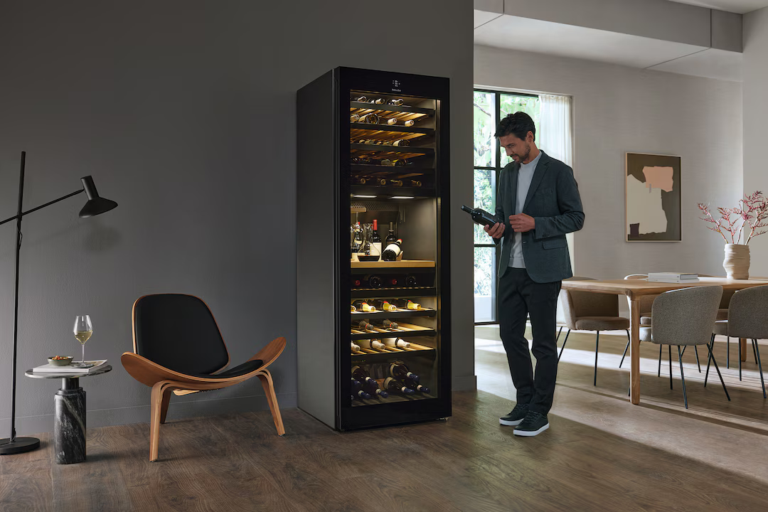 Miele Fristående vinkyl KWT4999F Obsidiansvart glas