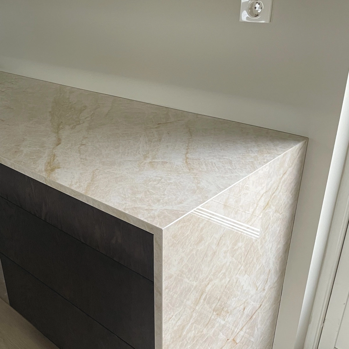 Porcelanosa Taj Mahal 30mm