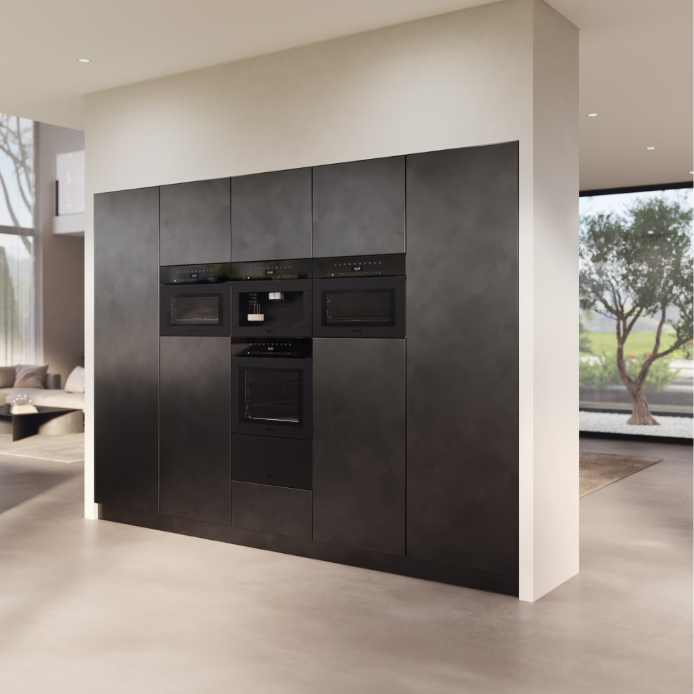 Miele Handtagsfri ugn H 7464 BPX Obsidiansvart matt