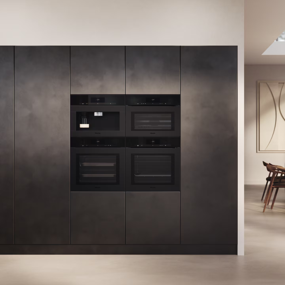 Miele Handtagsfri ugn H 7860 BPX Obsidiansvart matt