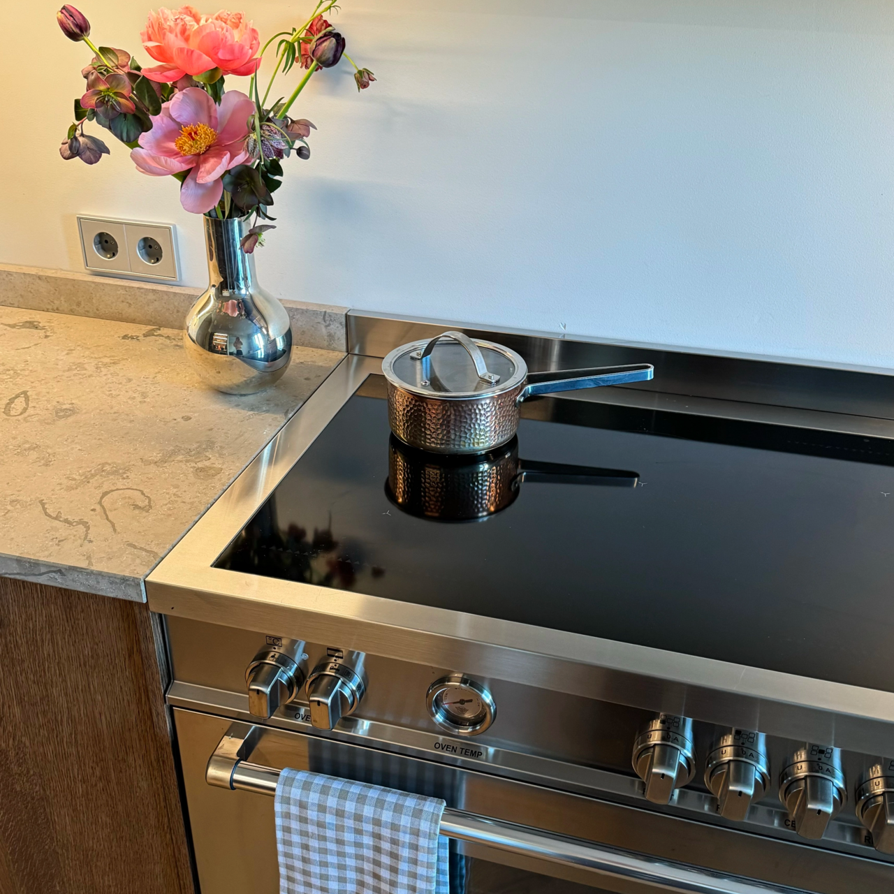 Bertazzoni Master Induktionsspis 90cm med ugn, rostfri