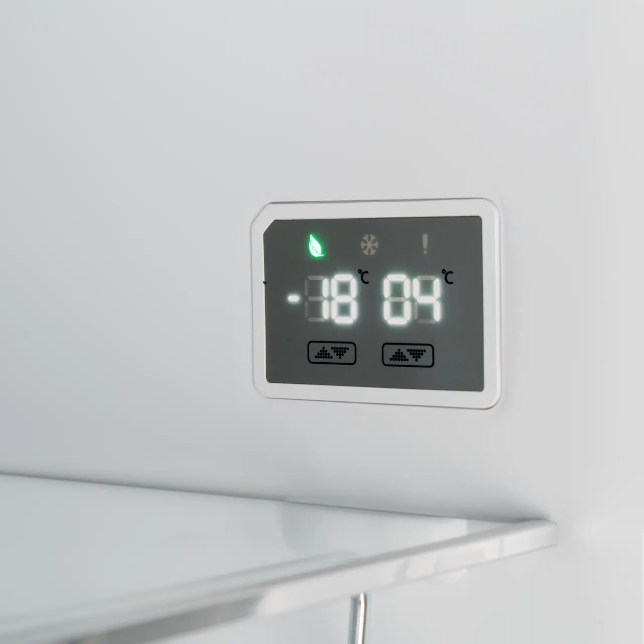 Bertazzoni Professional kombinerad kyl/frys 70 cm bred 192 cm hög, PureUV filter