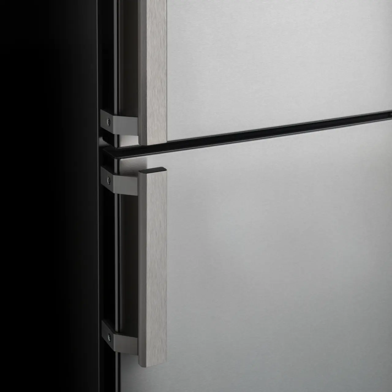 Bertazzoni Professional kombinerad kyl/frys 70 cm bred 192 cm hög, PureUV filter