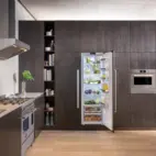 Bertazzoni Integrerad kylskåp 177x54cm, door-on-door