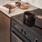 Bertazzoni Professional Induktionsspis, 90 cm, 5 zoner, 2 ugnar, carbonio