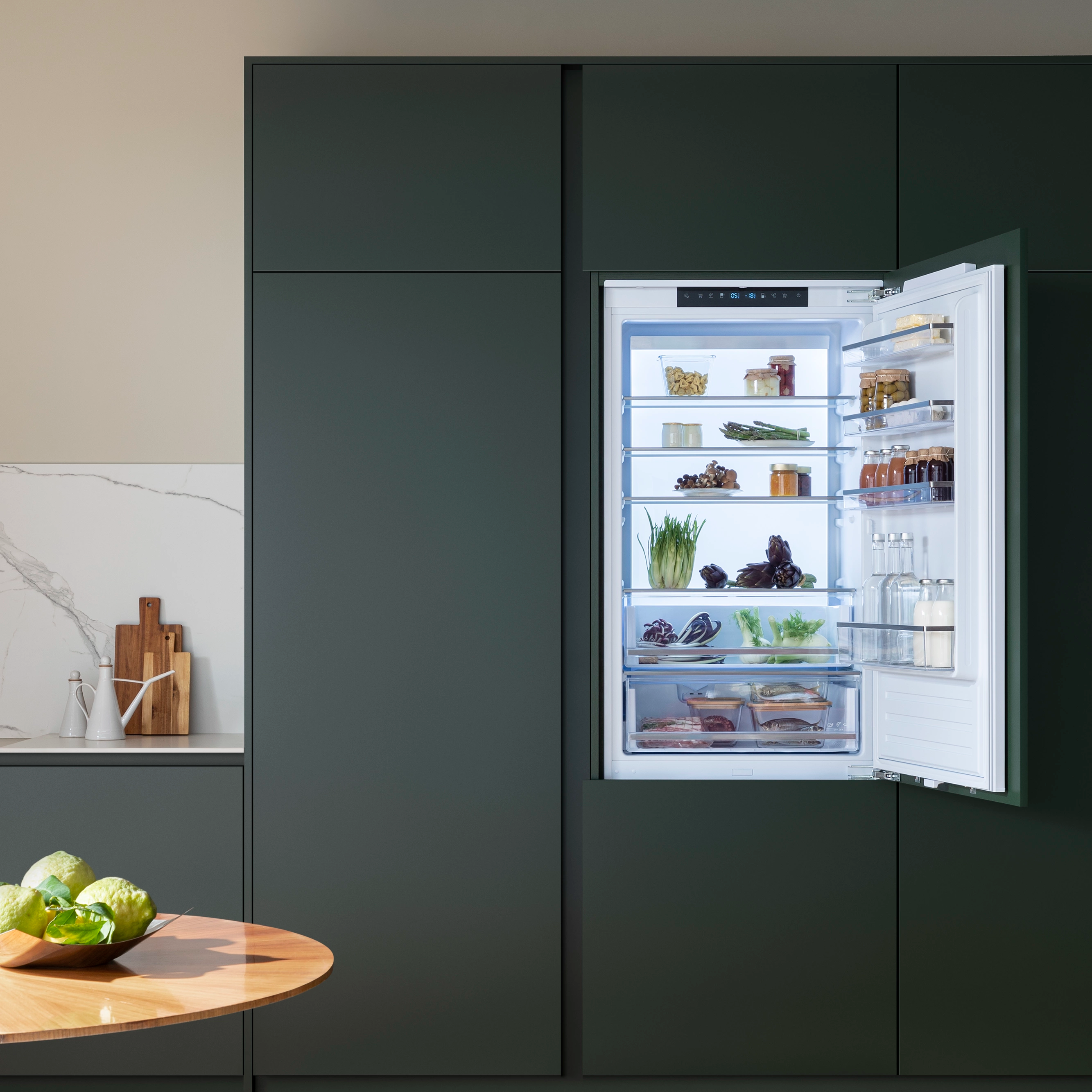 Bertazzoni Integrerad kyl/frys 69 cm bred, extra hög 193 cm, sliding-door