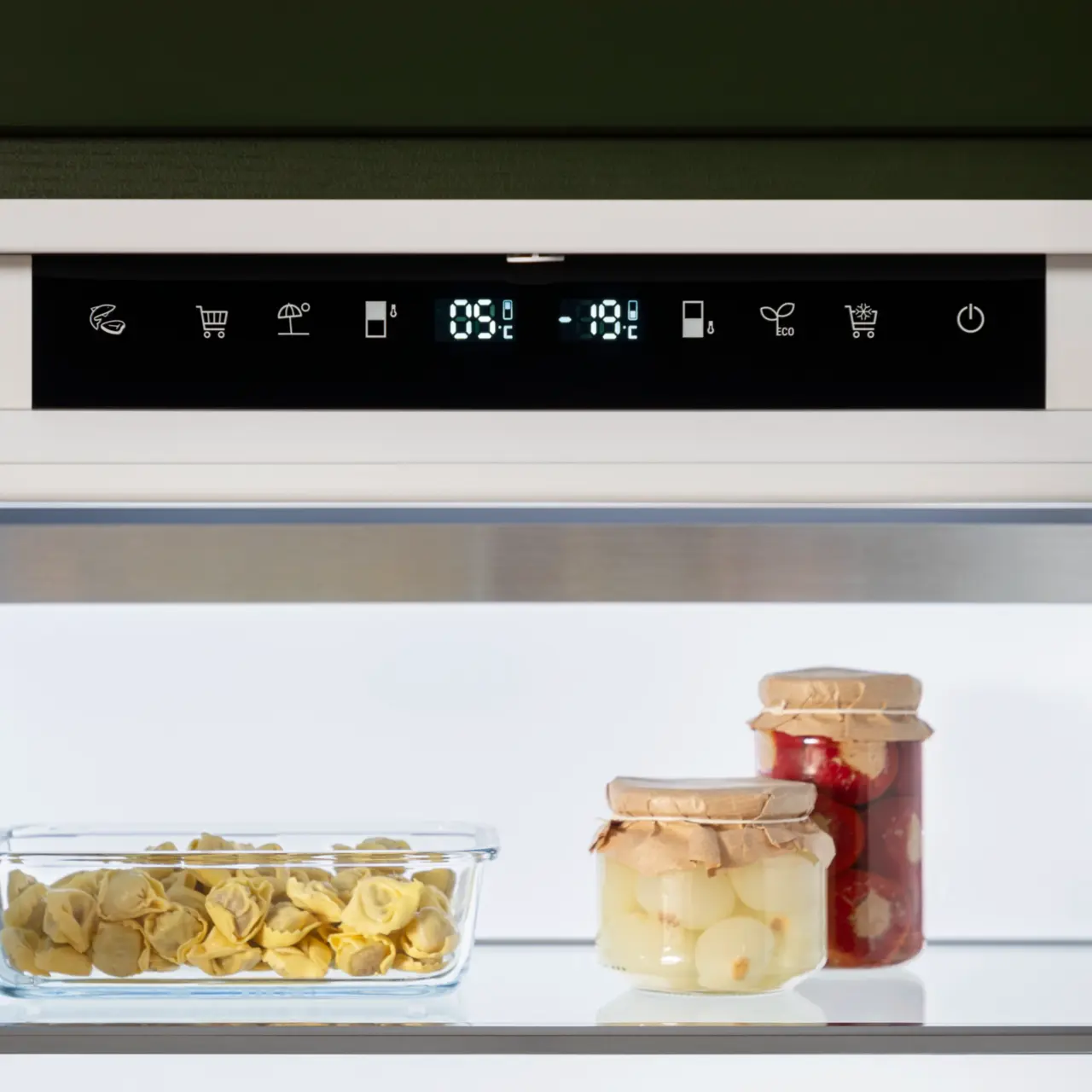 Bertazzoni Integrerad kyl/frys 69 cm bred, extra hög 193 cm, sliding-door