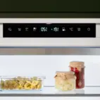 Bertazzoni Integrerad kyl/frys 69 cm bred, extra hög 193 cm, sliding-door