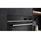 Siemens ugn med ånga HR532GBS3 iQ300, smart och stilren med varmluft & grill