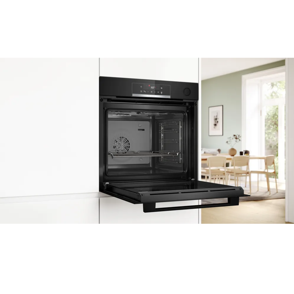 Bosch varmluftsugn HRG532BB3 Serie 4, med softClose & AutoPilot 10-funktioner