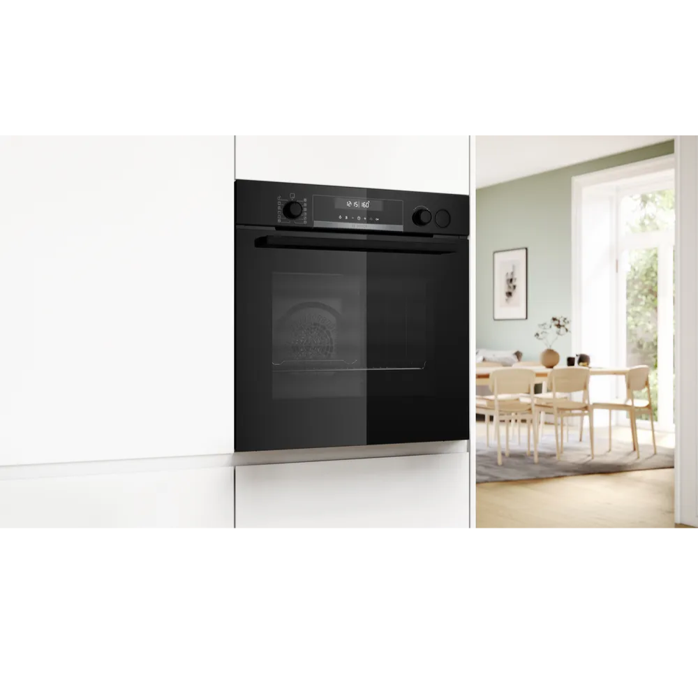Bosch Inbyggnadsugn HRG578BB7, Serie 6, ångfunktion och pyrolytisk rengöring