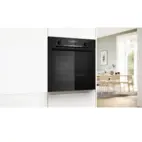Bosch Inbyggnadsugn HRG578BB7, Serie 6, ångfunktion och pyrolytisk rengöring