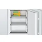 Bosch integrerad kyl-frys KIN86NSE0 Serie 4, 177 cm, NoFrost & VitaFresh