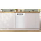 Bosch smal diskmaskin SPU4HMW01S Serie 4, med Extra Dry & WiFi-stöd