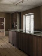 Bertazzoni Induktionshäll med integrerad fläkt, 83 cm, 4 zoner (2 flex)