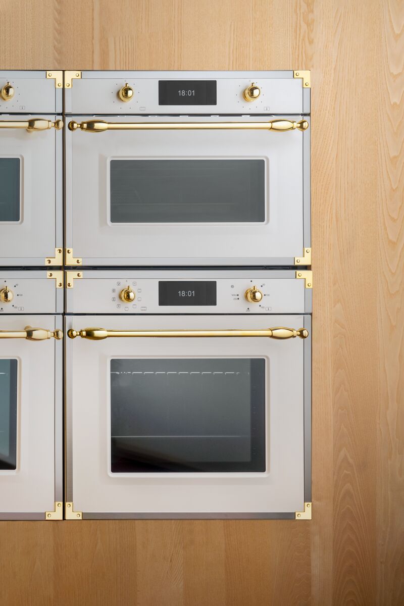 Bertazzoni Ångugn med pyrolys samt TFT-skärm, Avorio/guld, Heritage-series