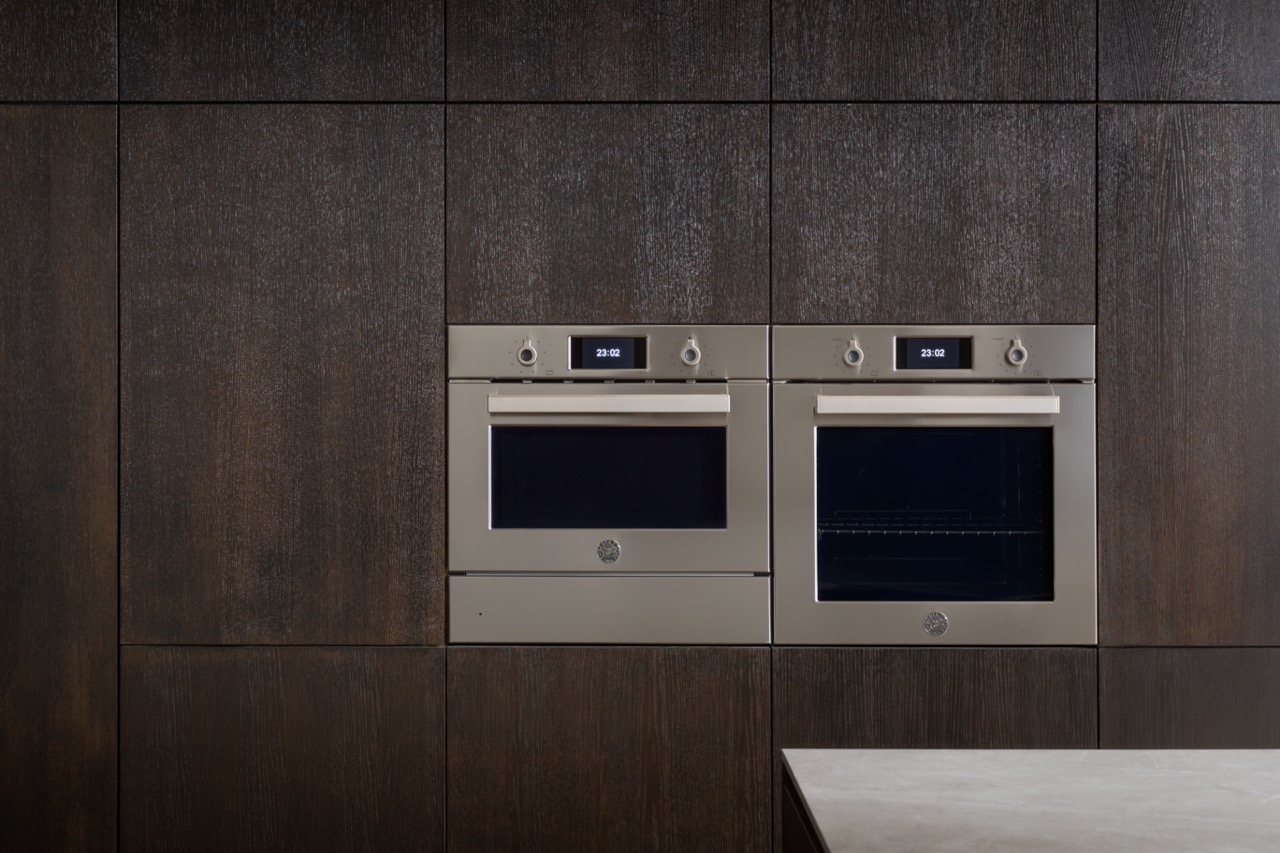 Bertazzoni Ångugn med pyrolys TFT, rostfri, Professional-series