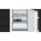 Siemens iQ100 integrerad kyl/frys KI86NNSE0