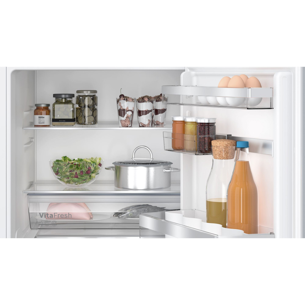 Bosch Serie 6 integrerad kylskåp KUR21ADE0