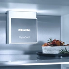 Miele Integrerat kyl/frysskåp KFN7795C