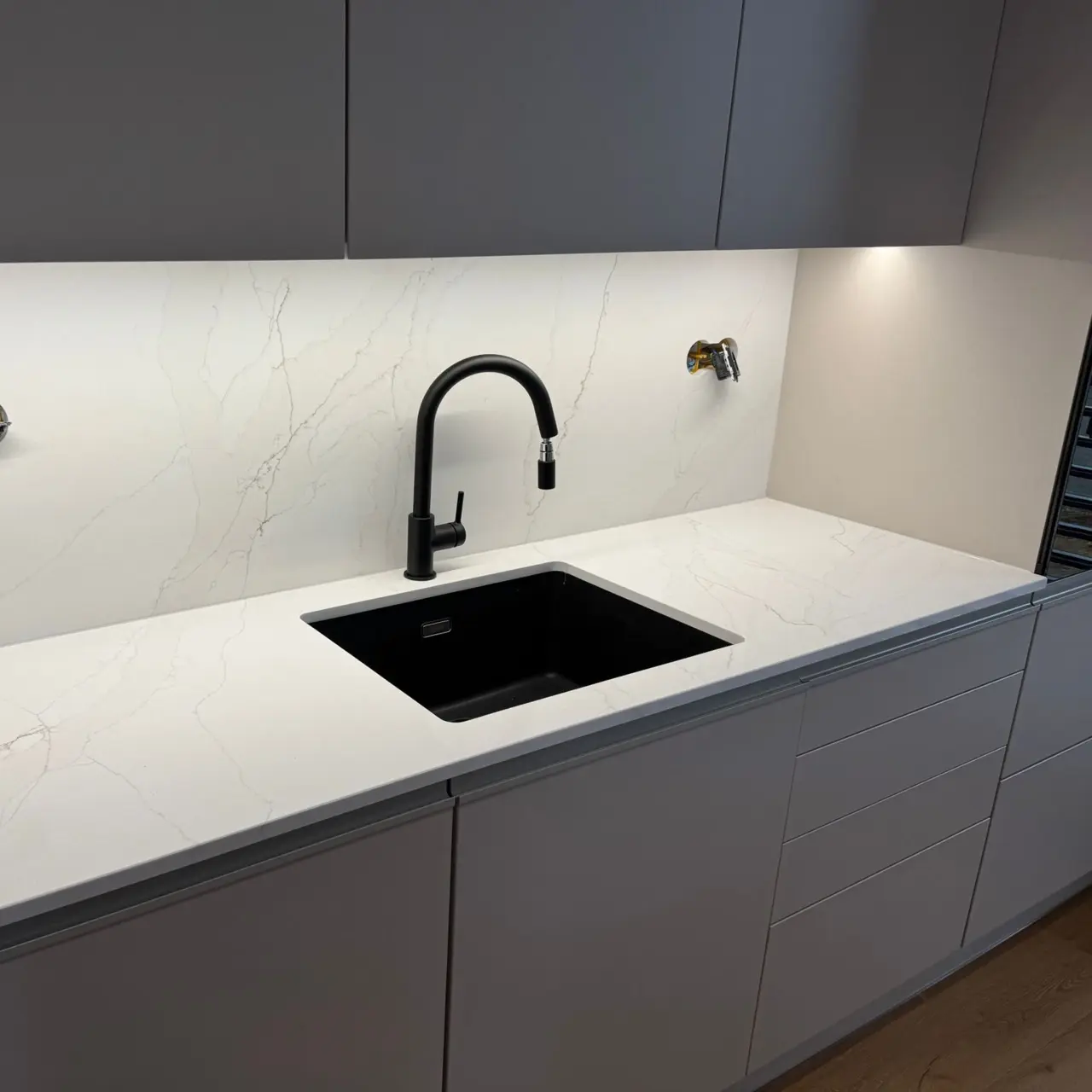 Calacatta Cannes Gold 30mm