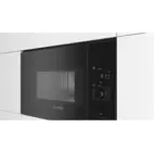Bosch Inbyggnadsmikrovågsugn BFL520MB0, 800 W Svart