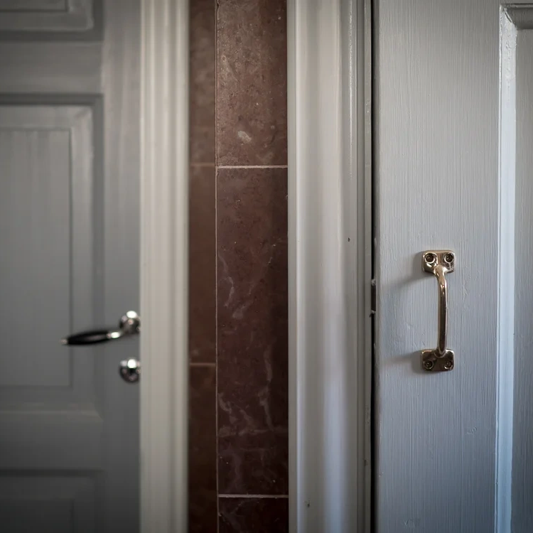 Kinnekulla Kalksten Normalslipad Röd Nr 1 - Vägg/golvplattor