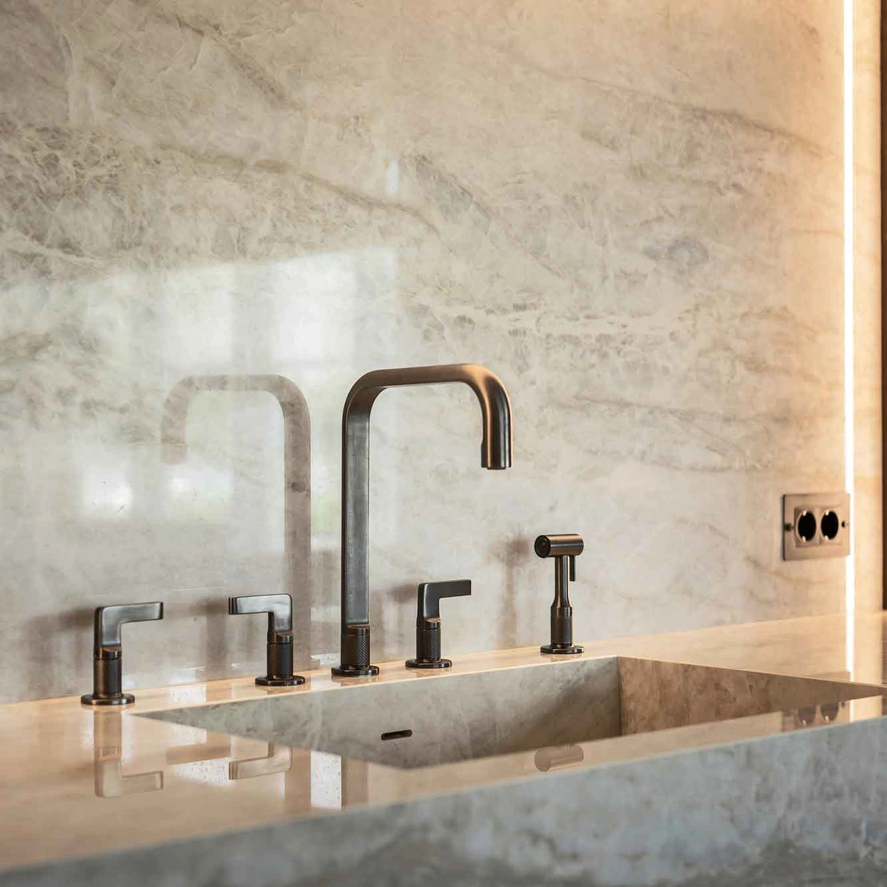 Dekton Taga 12mm